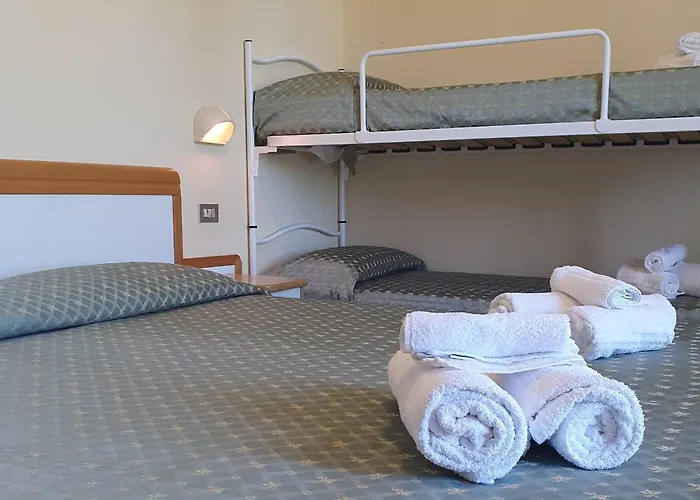 De La Hotel 3*