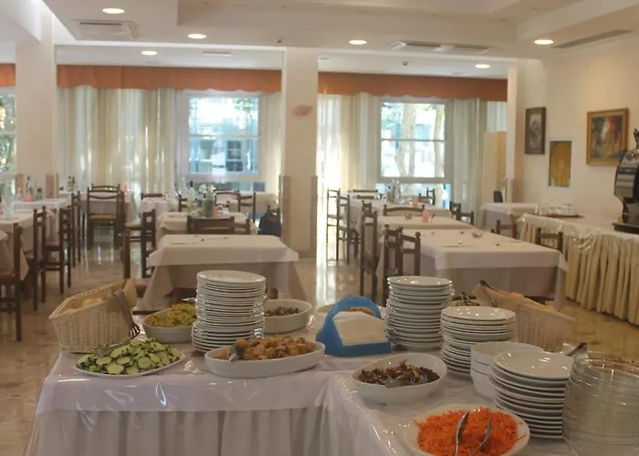 Hotel De La 3*